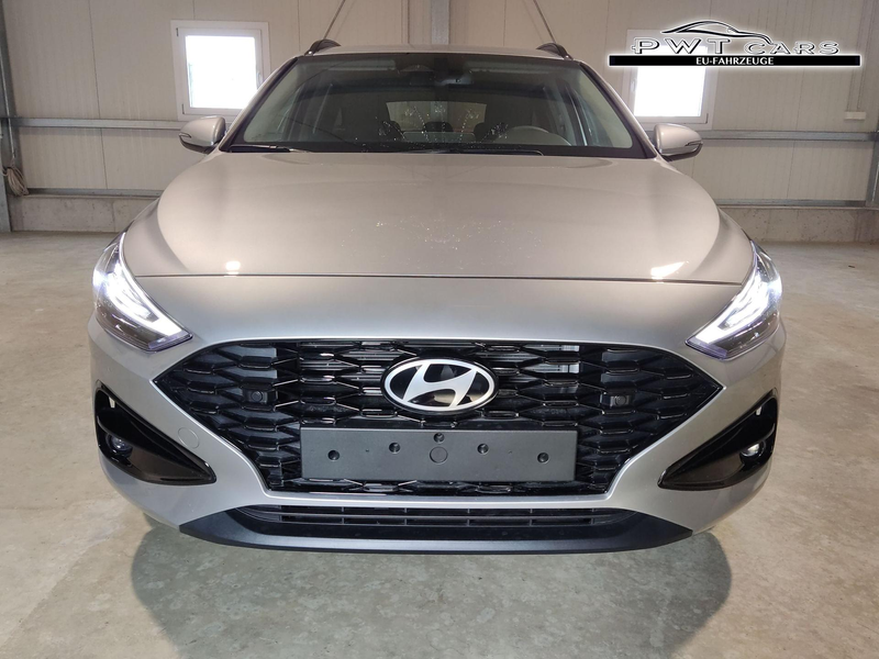 Hyundai i30 Kombi Style Plus Edition 1,5 T-GDI MHEV 48 V 1... — photo 2