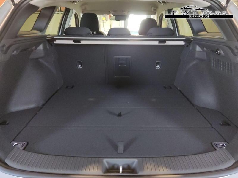 Hyundai i30 Kombi Style Plus Edition 1,5 T-GDI MHEV 48 V 1... — photo 11