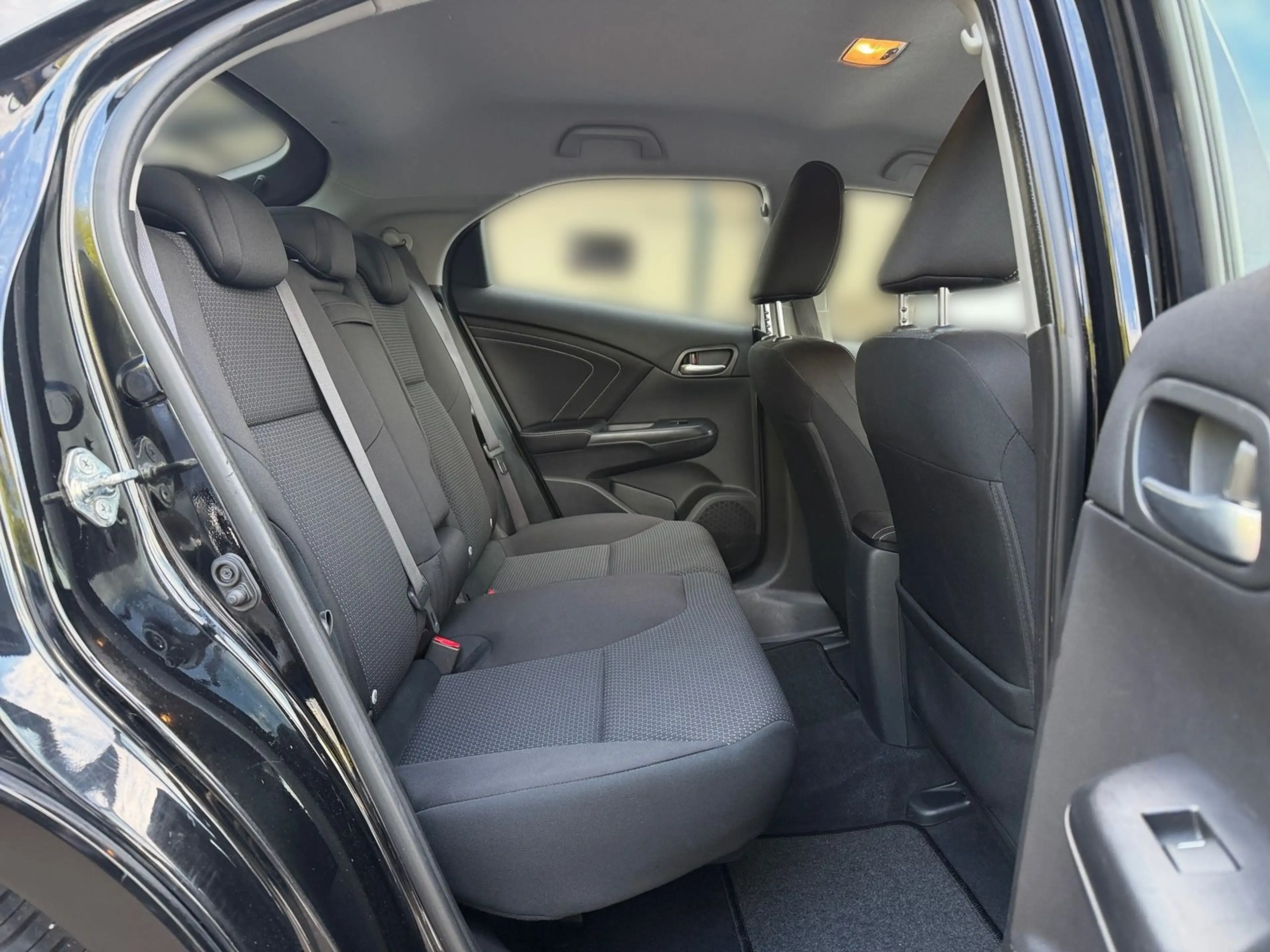 Honda Civic 1.4 Sport Tempomat Sitzheizung AHK Kamera — photo 13