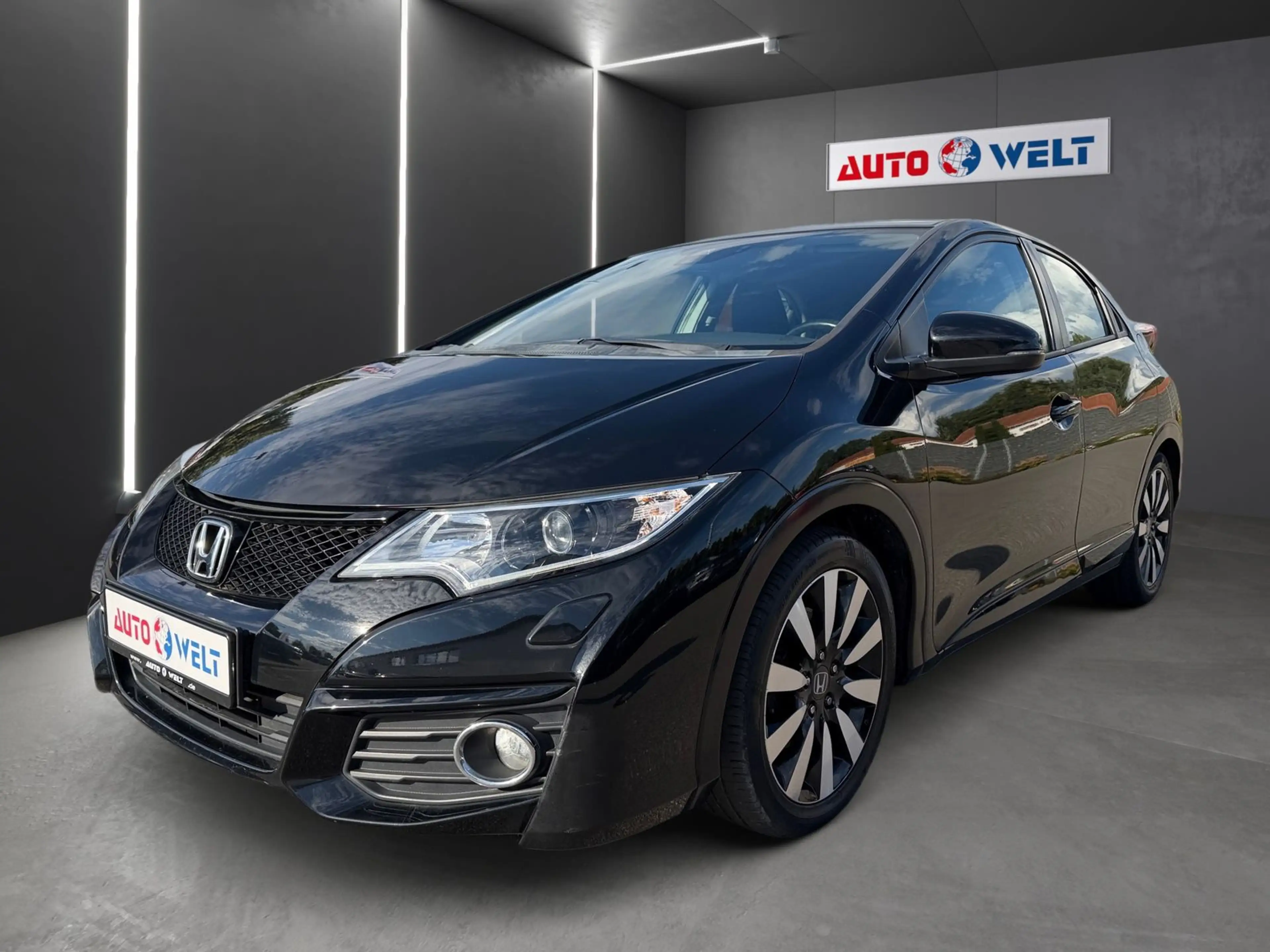 Honda Civic 1.4 Sport Tempomat Sitzheizung AHK Kamera