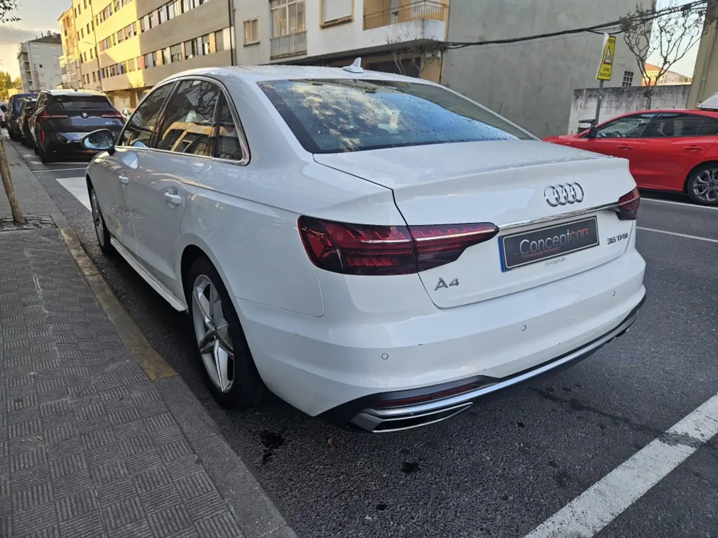 Audi A4 35 TFSI S line S tronic 110kW - 2