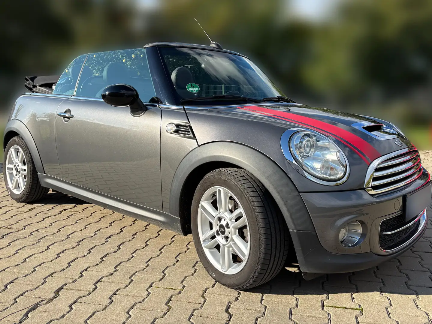 MINI Cooper D Cabrio Mini Cooper D Cabrio Highgate Braun - 2