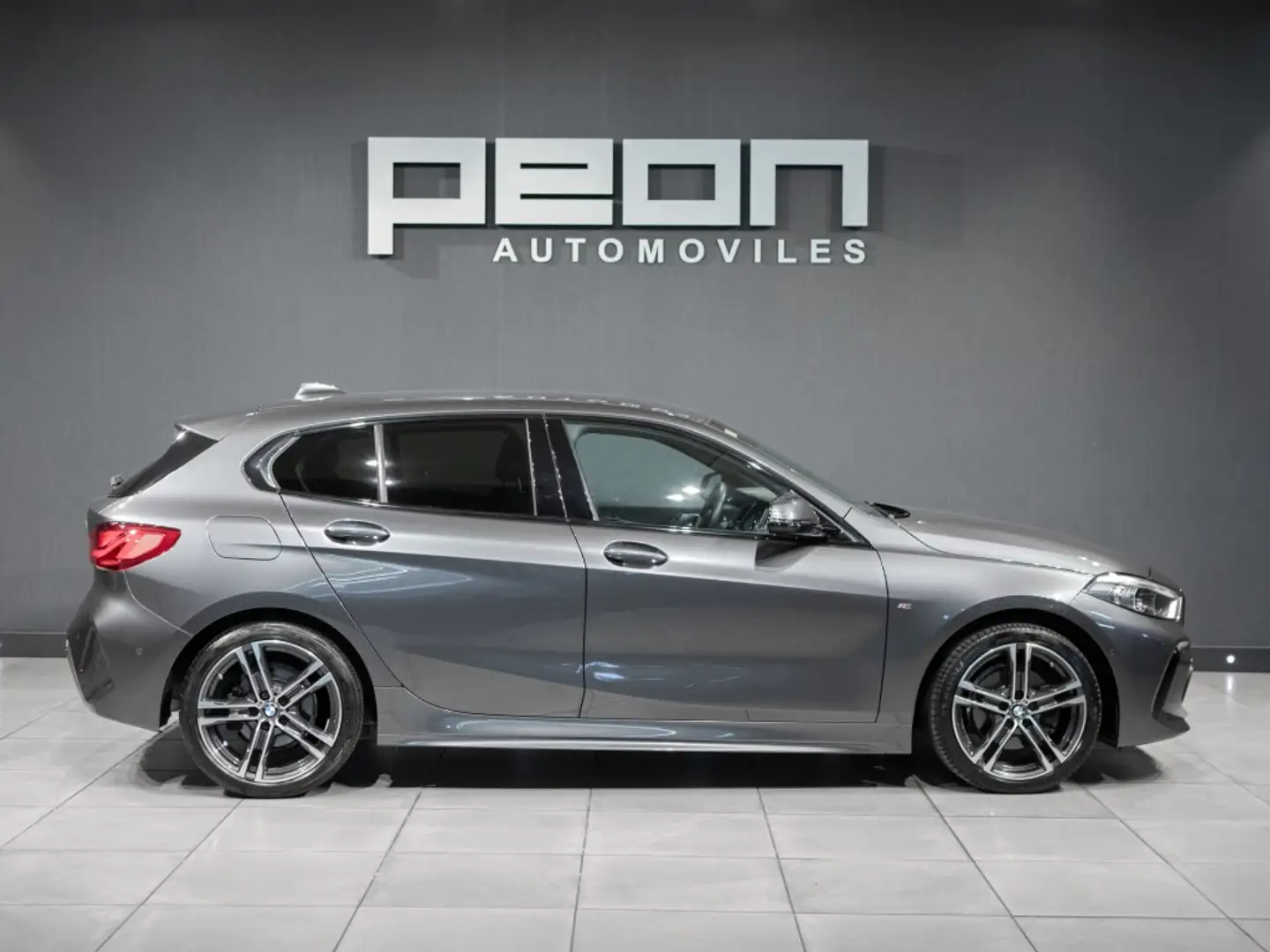 BMW 118 118iA Gris - 2