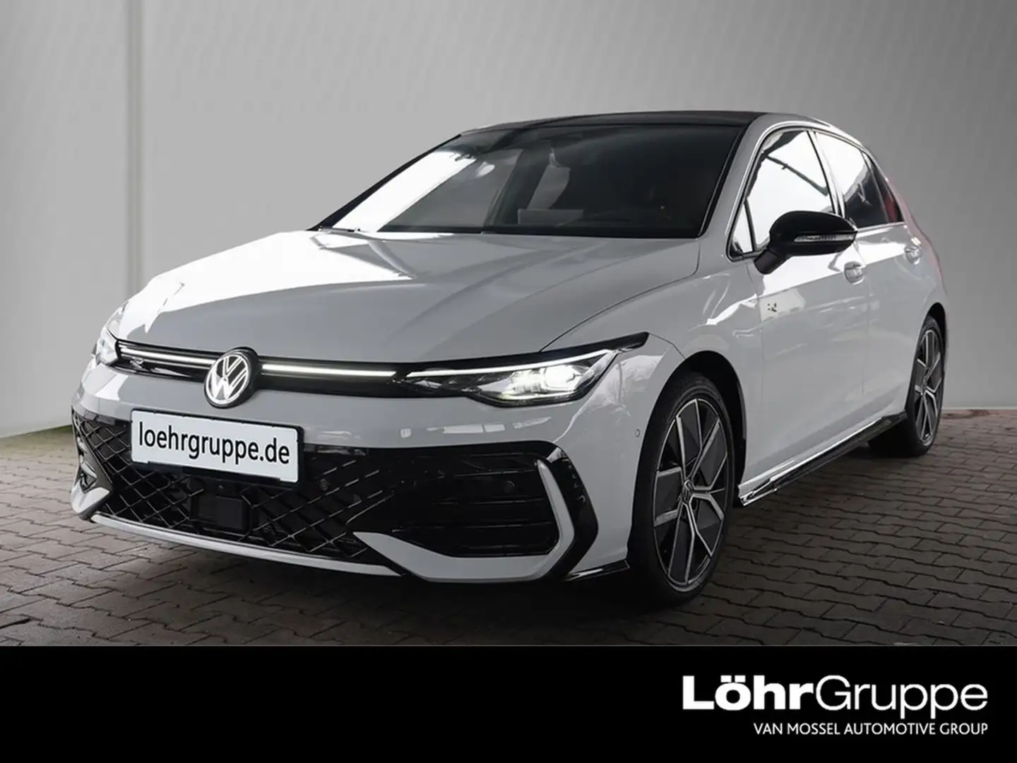 Volkswagen Golf VIII 1,5 eTSI DSG R-Line Black-Style,Matrix-LED... Weiß - 1