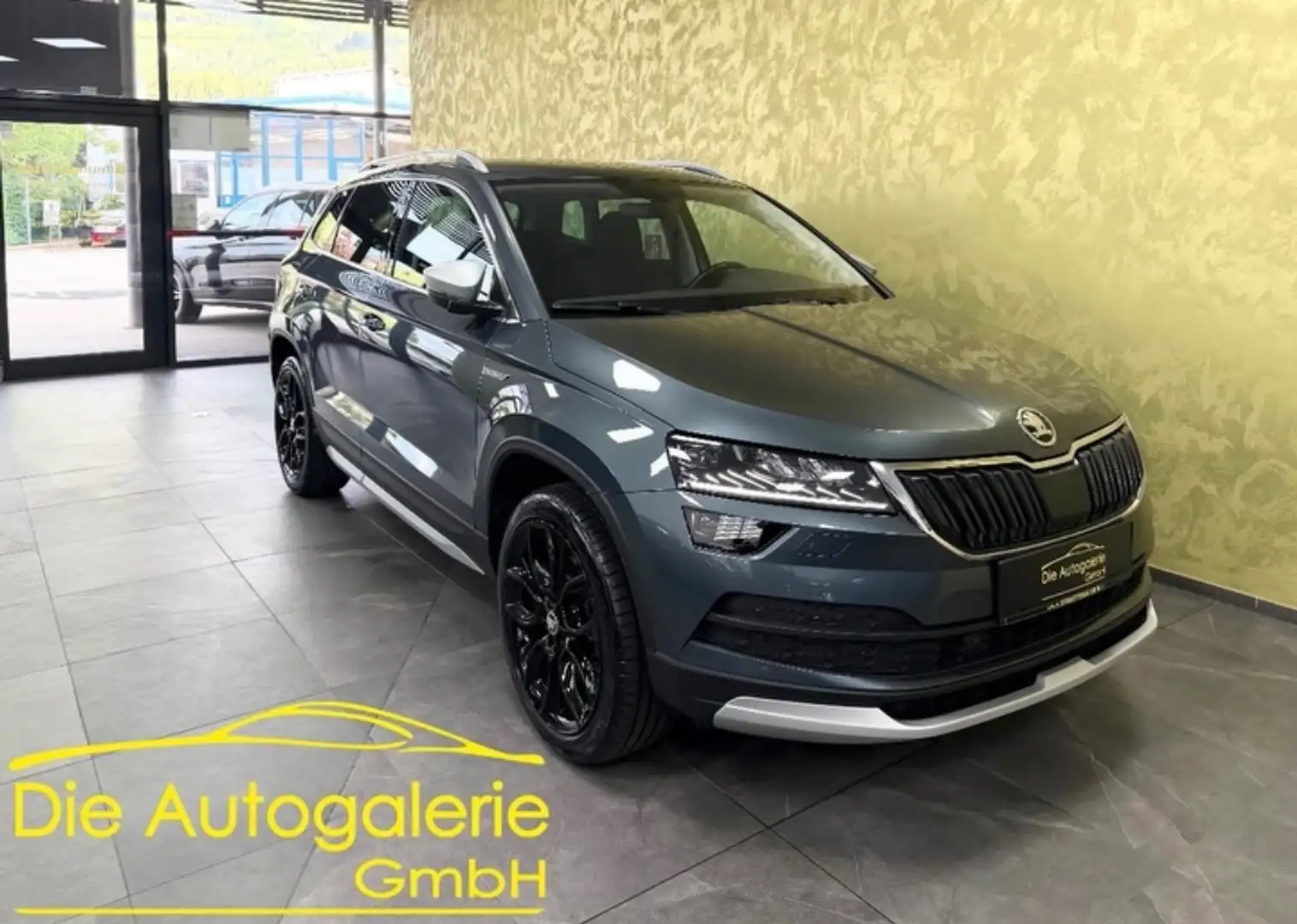 Skoda Karoq *SCOUT*DSG*LED*VIRTUAL-C.*19-ZOLL* - 1