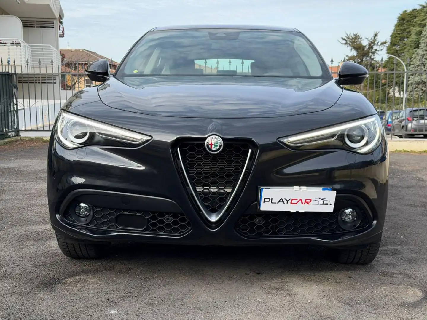 Alfa Romeo Stelvio 2.2 TD 190 CV AT8 Q4 NAVI+R.CAM+CARPLAY+C.L.18+PDC Noir - 2
