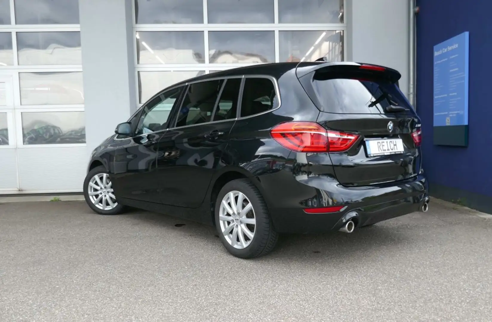 BMW 218 218d Gran Tourer Aut. 7 SITZER AHK NAVI KAMERA Noir - 2