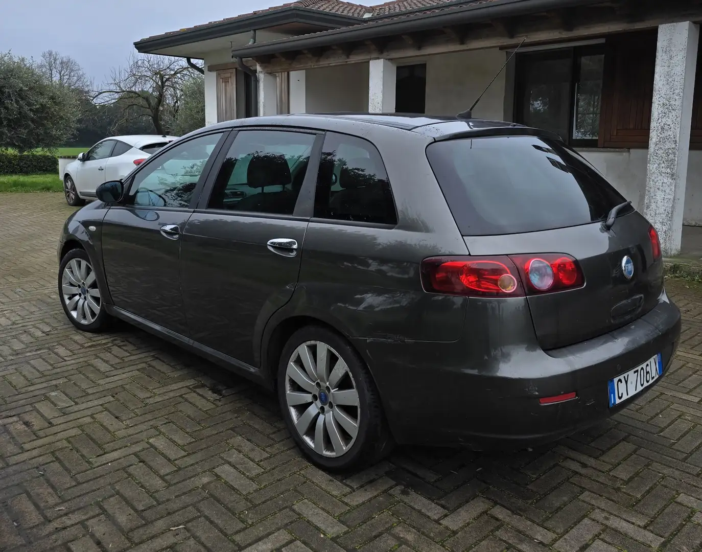 Fiat Croma 1.9 mjt 16v Must auto - 1