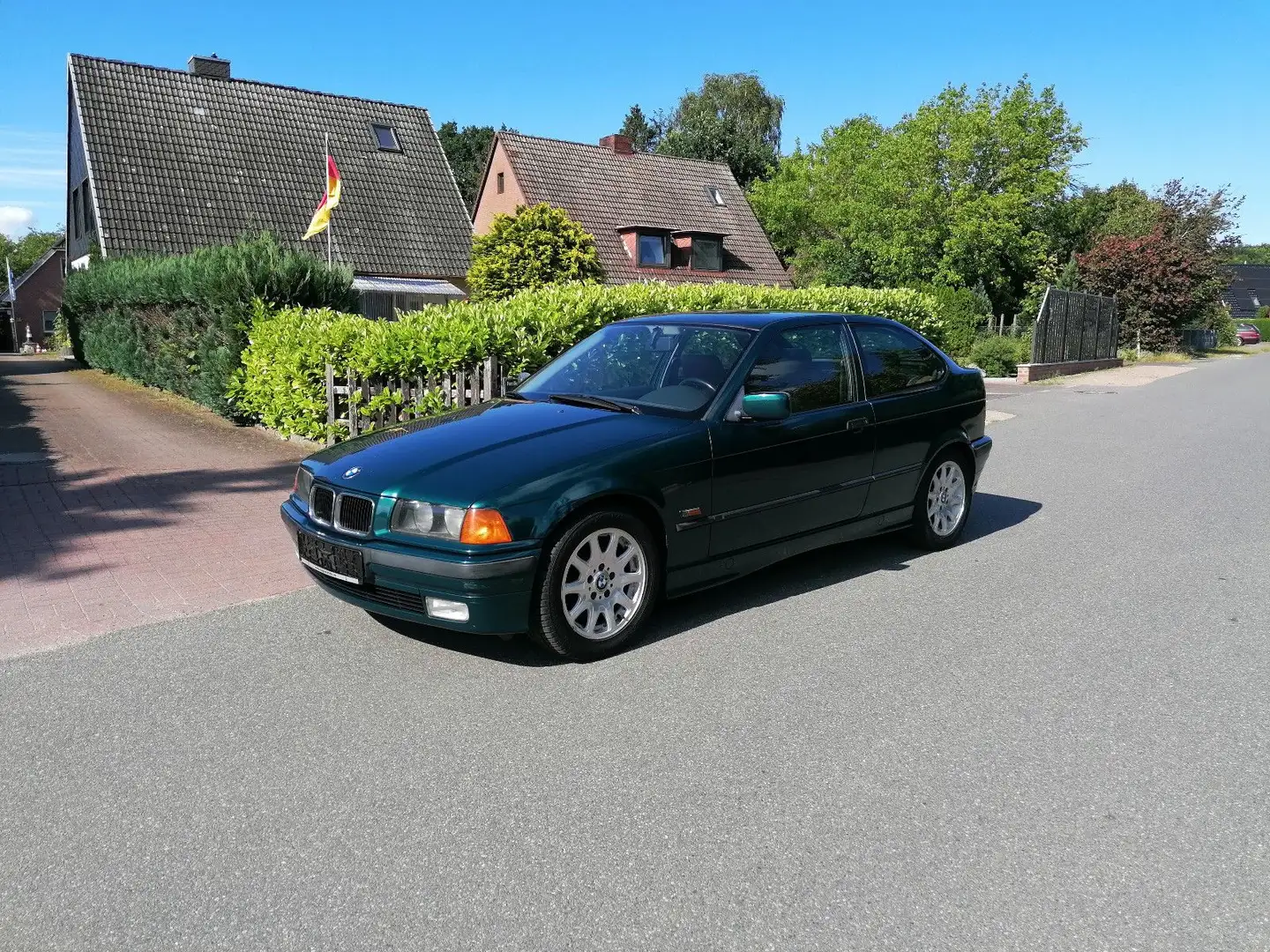 BMW 316 i Individual Luxus Compact 1Hd*Nappa Haselnuß Vert - 1
