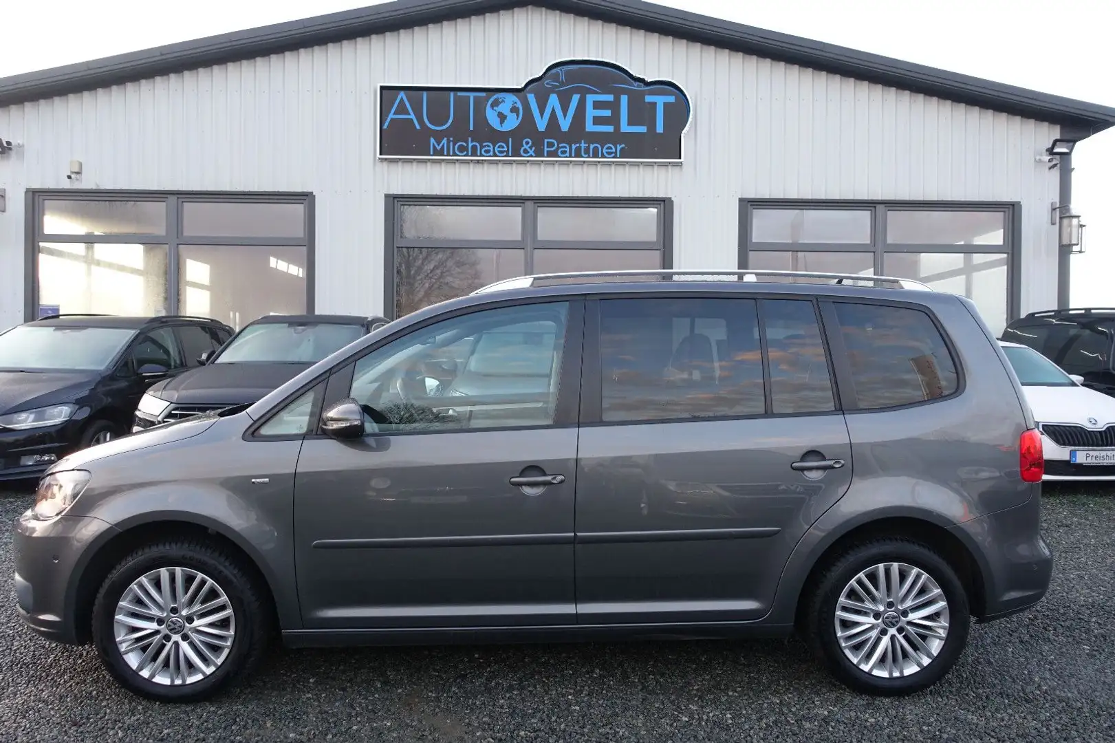 Volkswagen Touran 1.2 TSI VW-Scheckheft 1.Hand Zahnr+TÜVNeu Grijs - 1
