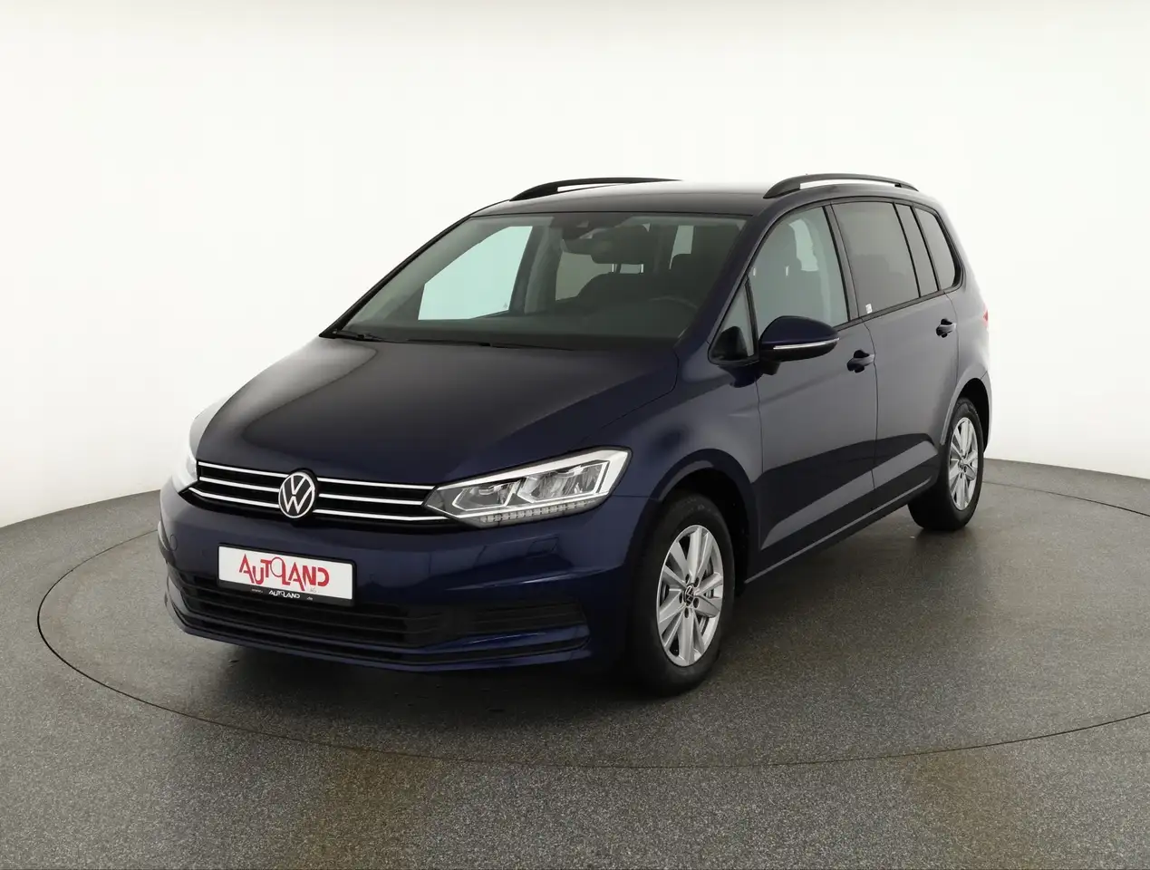 Volkswagen Touran 1.5 TSI DSG Matrix ACC AHK Kamera 2