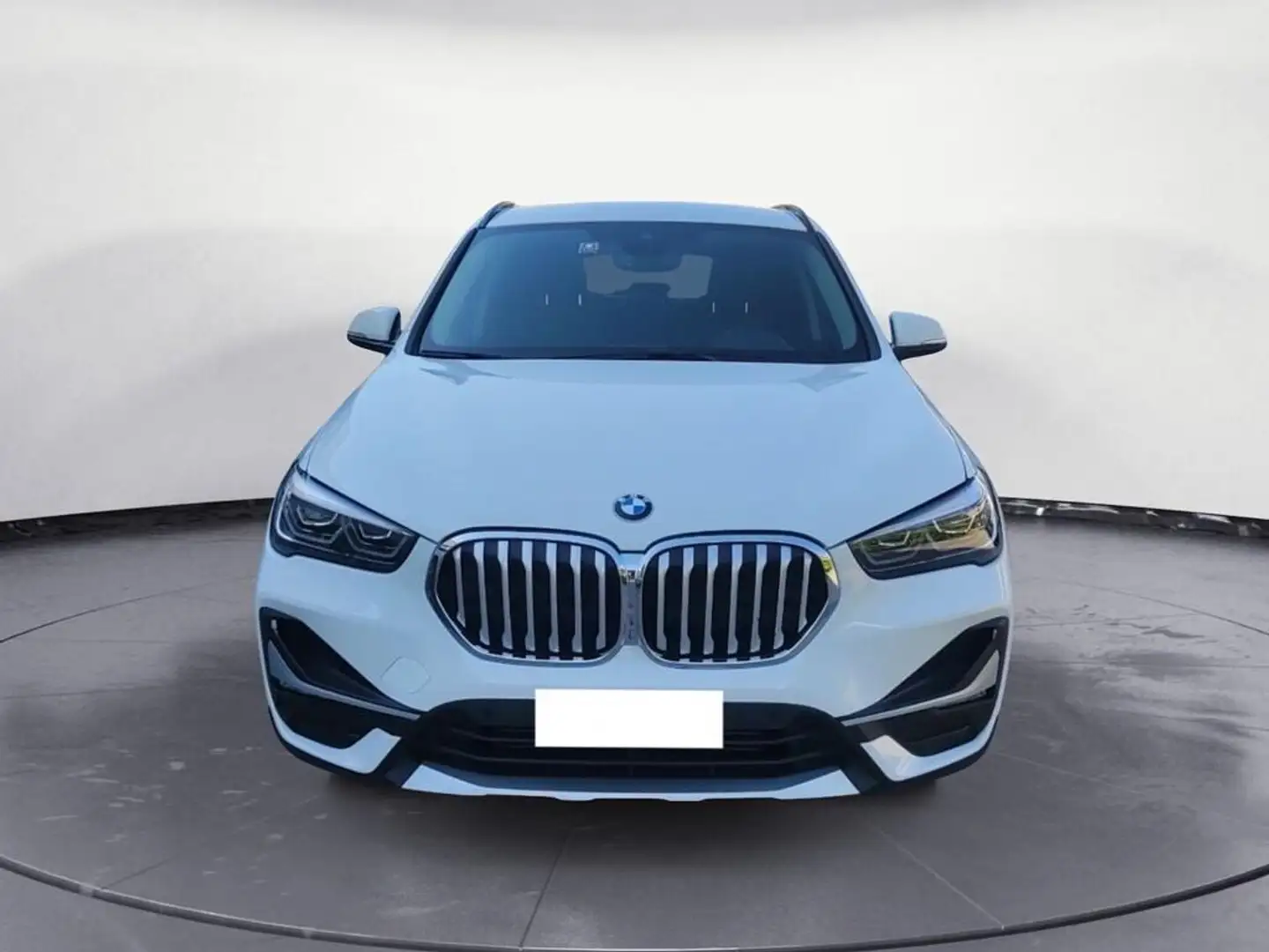 BMW X1 sdrive18d xLine auto Bianco - 2