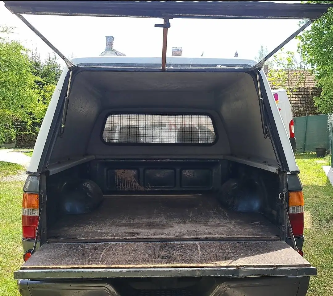 Toyota Hilux 2,4 XTRA-CAB 4WD, foto 4