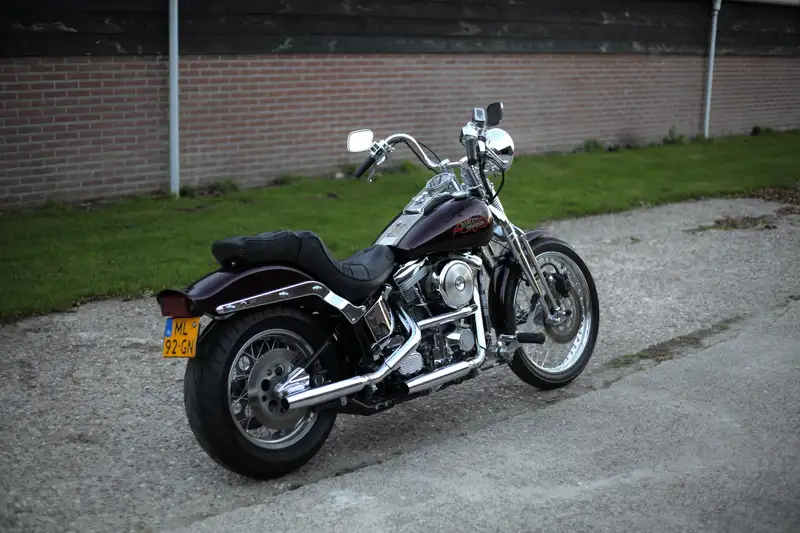 Harley-Davidson Softail - foto 3