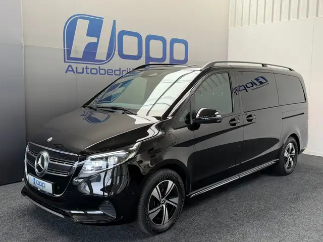 Mercedes-Benz EQV 300 L2 - 8-pers - AMG Facelift - Inter. & Exter. pakke