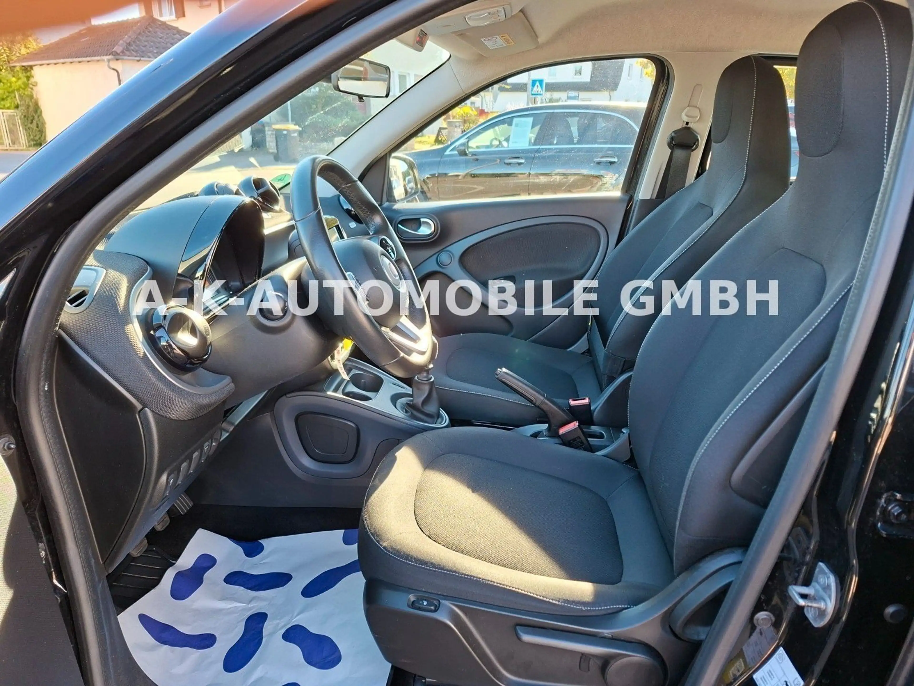 smart forFour Crosstown Edition — photo 15
