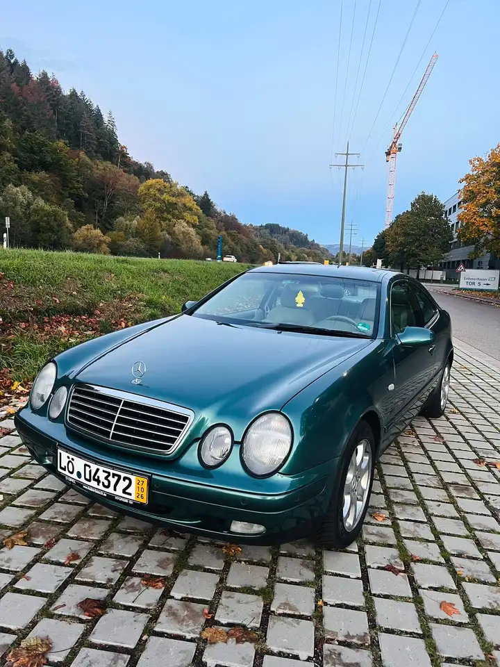 Mercedes-Benz CLK 320