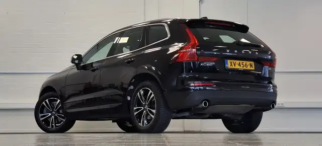 Volvo XC60 view 6