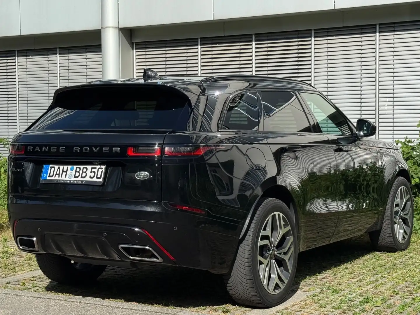 Land Rover Range Rover Velar R-Dynamic*LED*Bi-Color Leder* Schwarz - 2