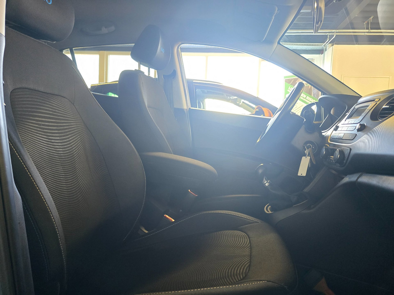 Hyundai i10 1.0i i-Motion Go!/AIRCO/CRUISE/N.A.P/BOEKJES/ — photo 15