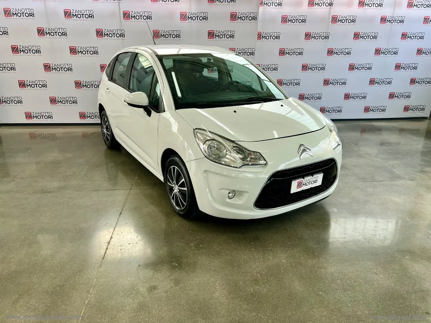 Citroen C3 1.1 Exclusive GPL NEOPATENTATI Bianco - 2