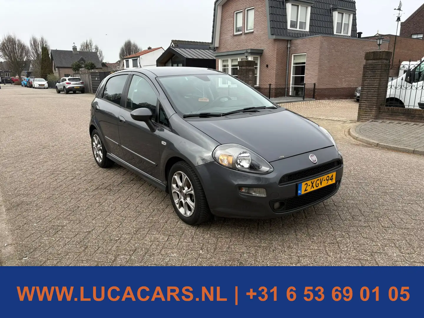 Fiat Punto Evo 0.9 TwinAir Lounge Grau - 2
