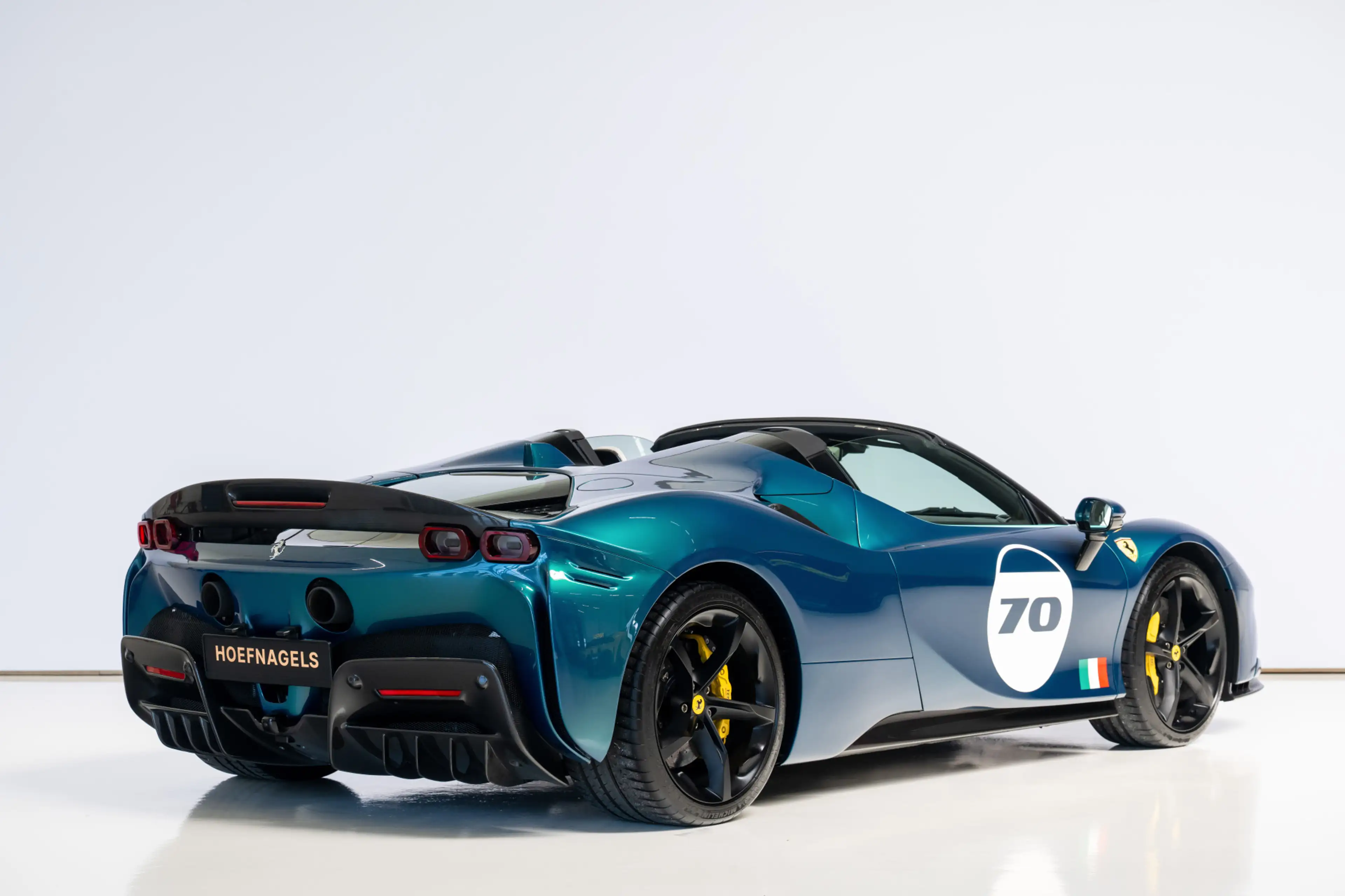 Ferrari SF90 Spider 4.0 V8 Assetto Fiorano — photo 3