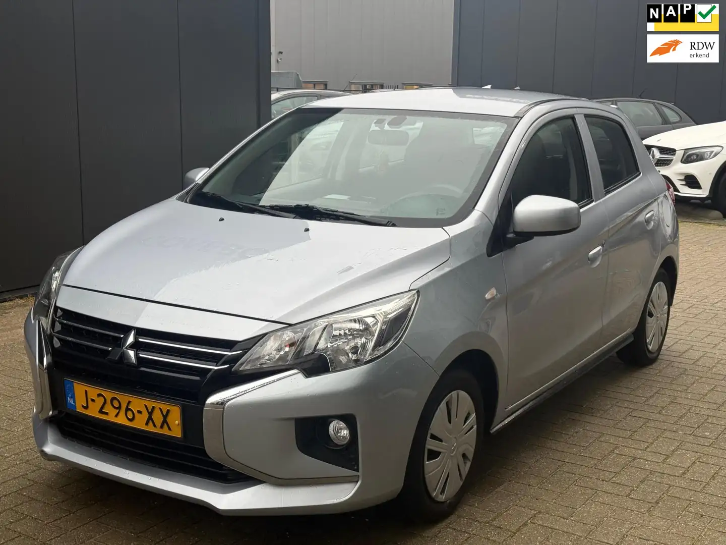 Mitsubishi Space Star 1.0 Cool+ Dealer onderhouden NAP Grijs - 1