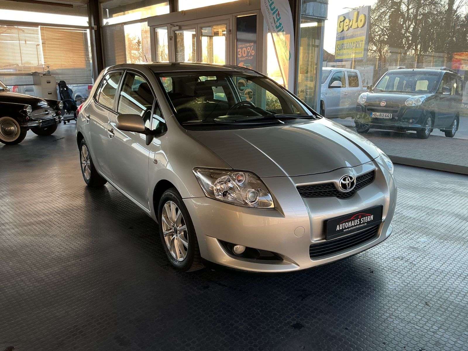 Second hand Toyota Auris 1.6 VVT-i