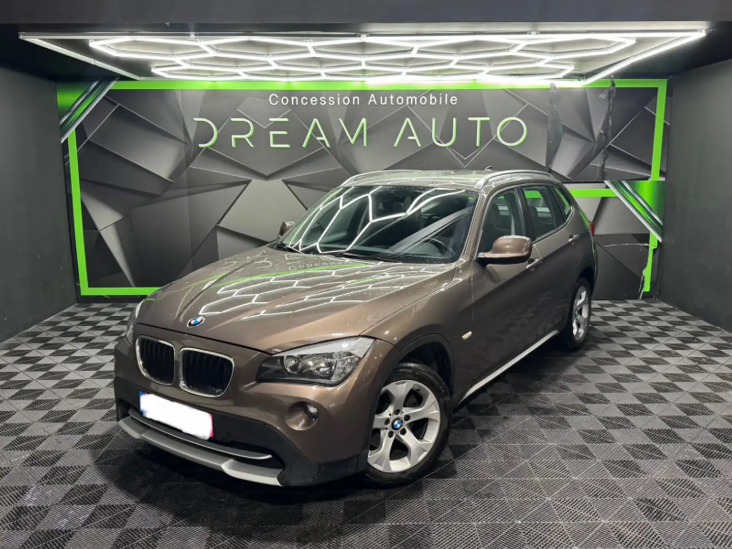BMW X1 (E84) XDRIVE18D 143CH CONFORT Brun - 1
