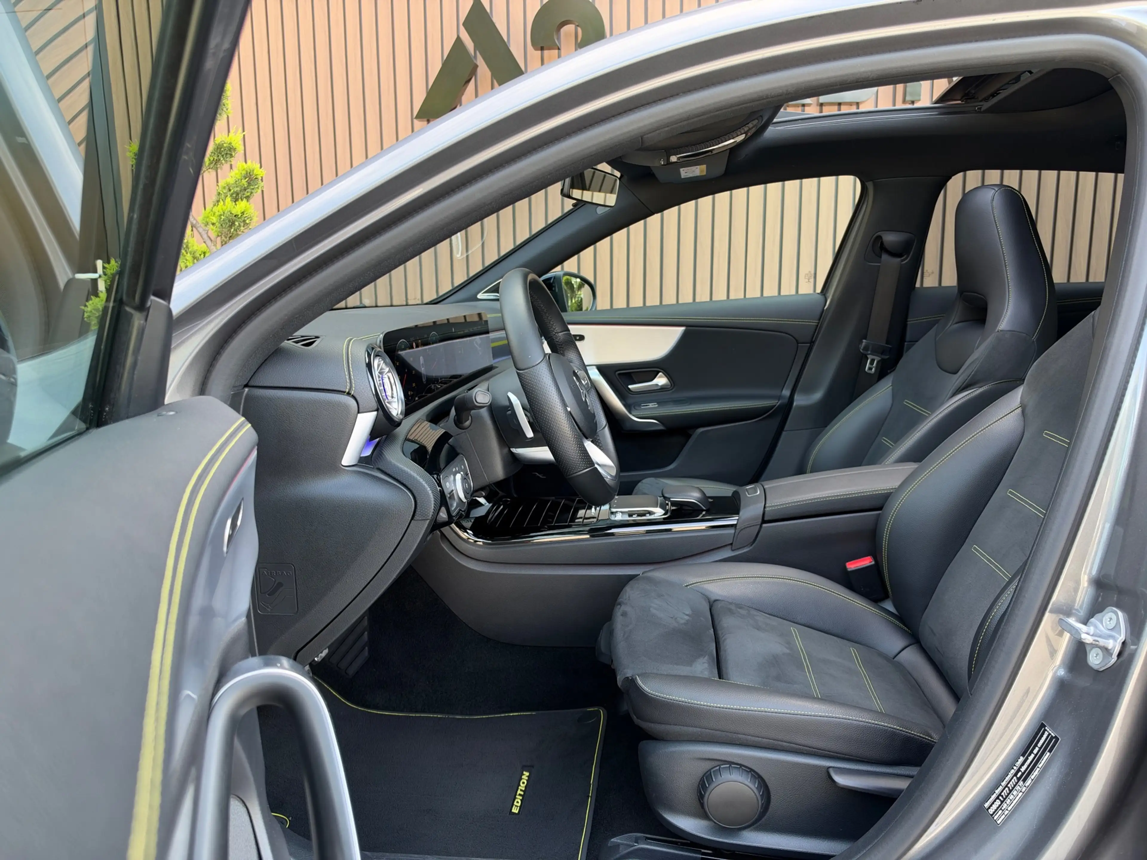 Mercedes-Benz A 250 A250 EDITION AMG PANO BURMEISTER — photo 10
