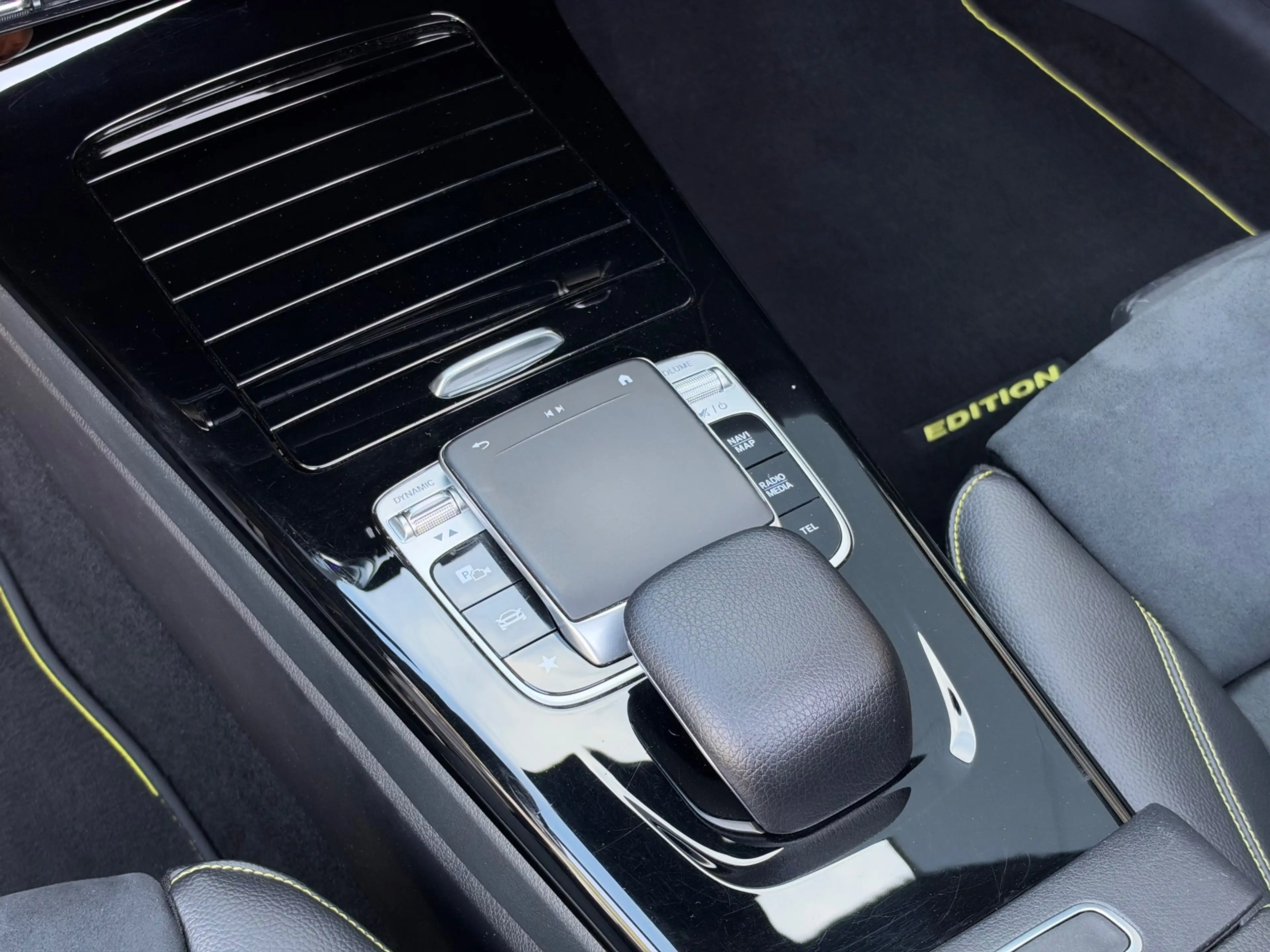Mercedes-Benz A 250 A250 EDITION AMG PANO BURMEISTER — photo 8
