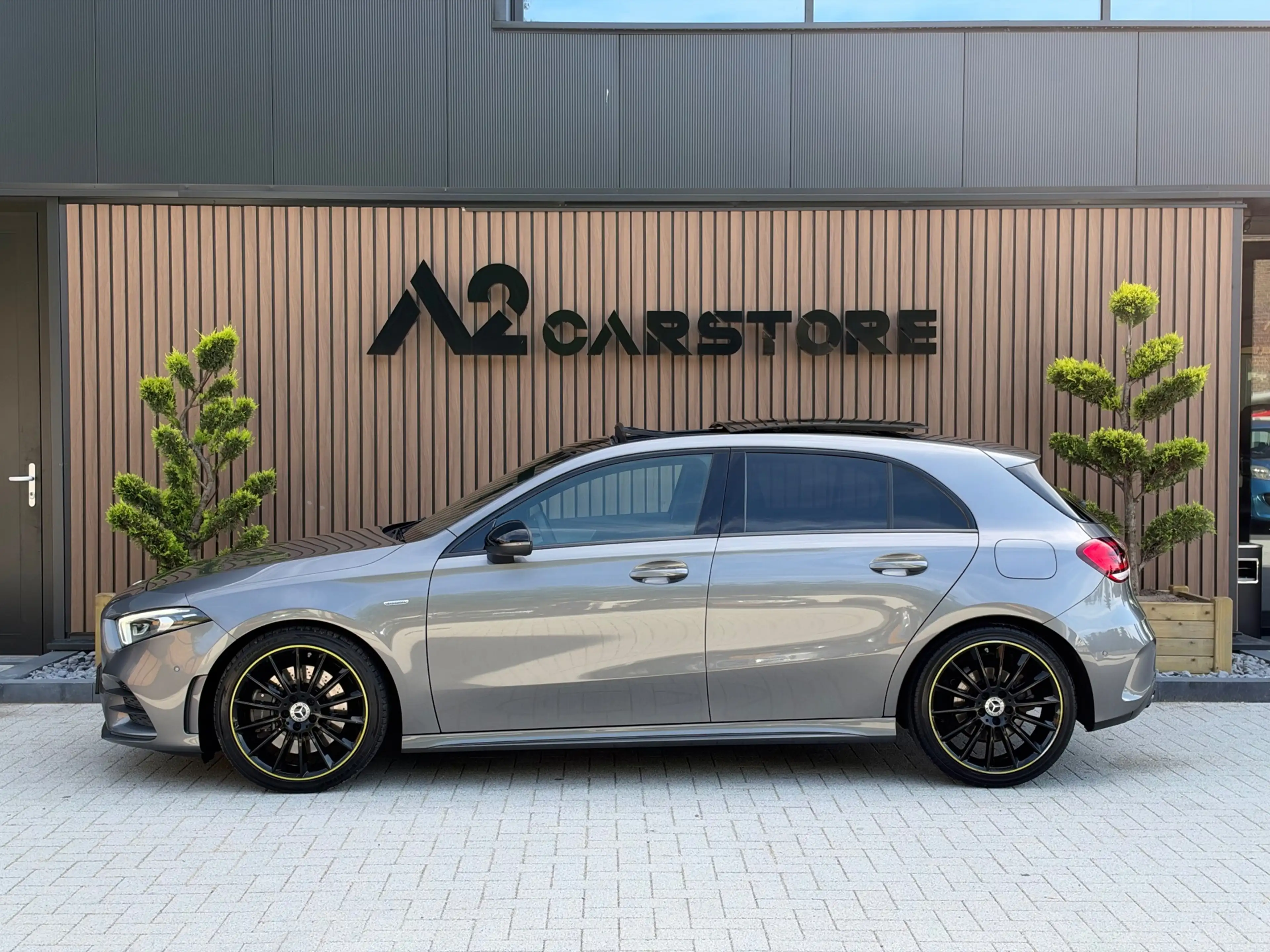 Mercedes-Benz A 250 A250 EDITION AMG PANO BURMEISTER — photo 3