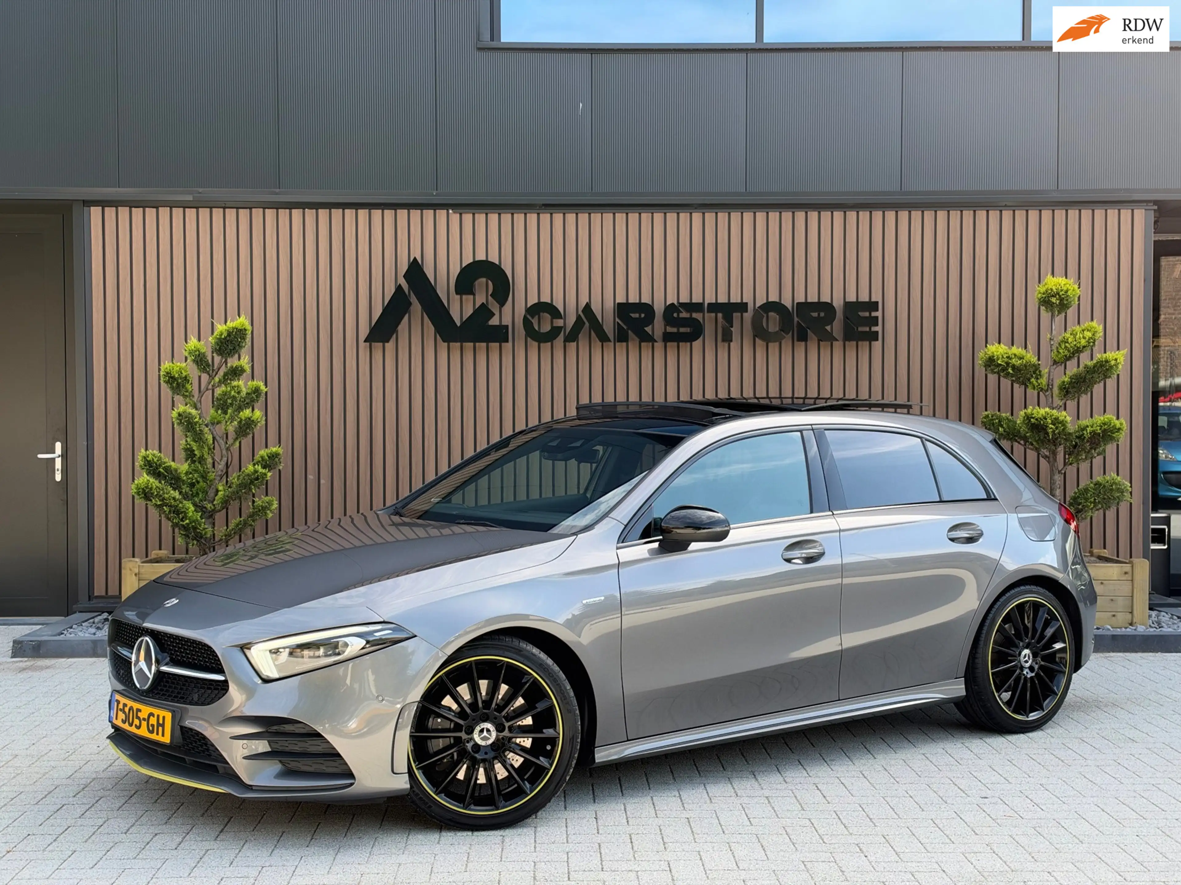 Mercedes-Benz A 250 A250 EDITION AMG PANO BURMEISTER