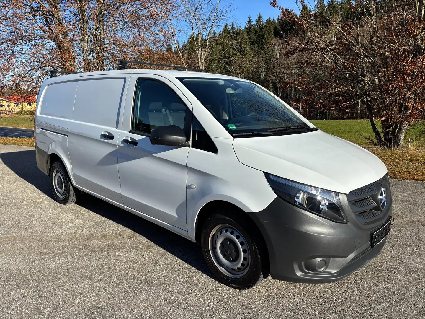 Mercedes-Benz Vito 111 lang Klima AHK Sortimo Weiß - 1