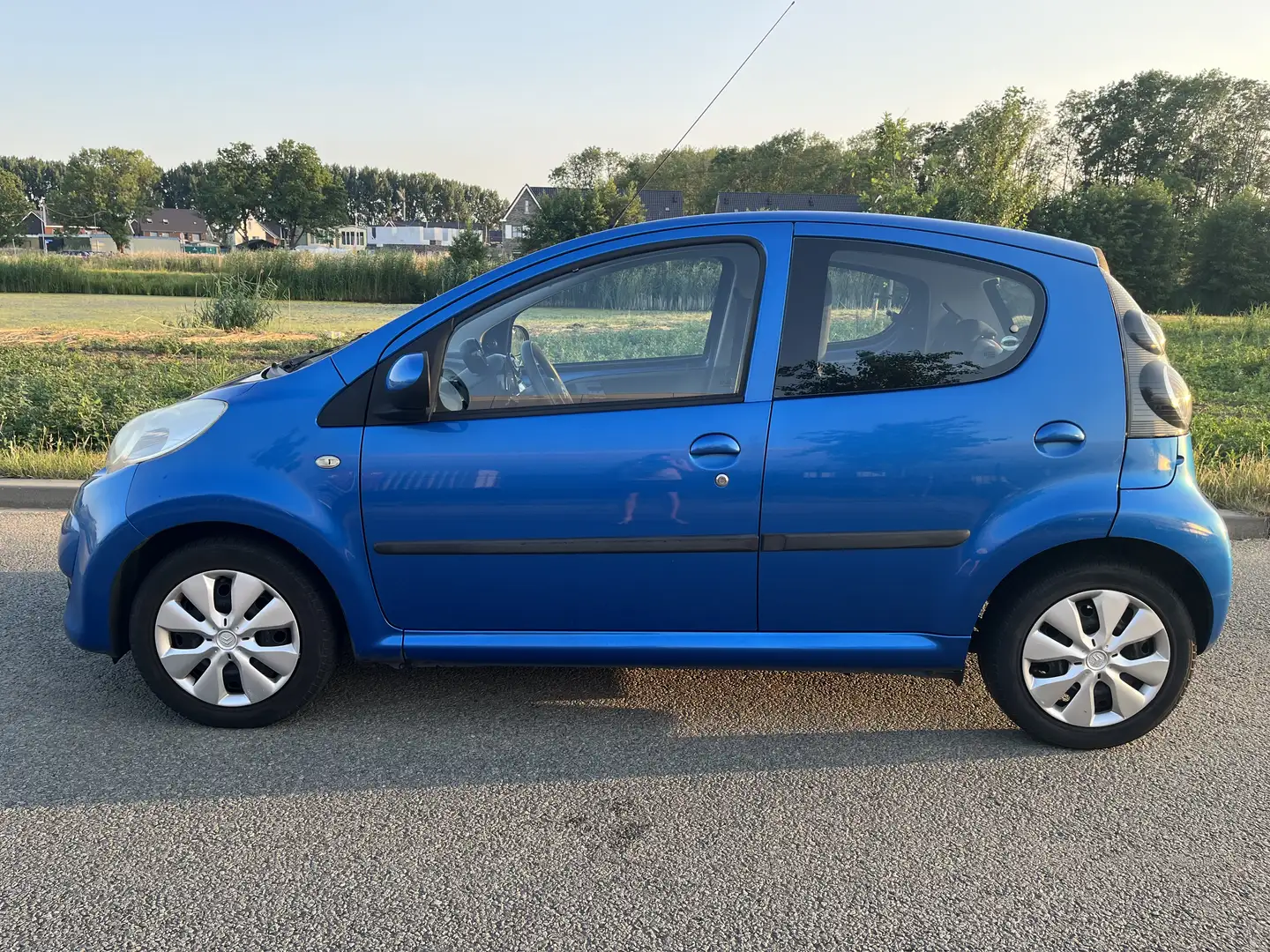 Citroen C1 1.0-12V Selection met APK en goede airco. Blauw - 1