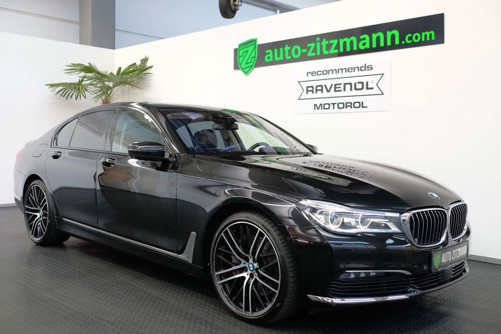 BMW 750