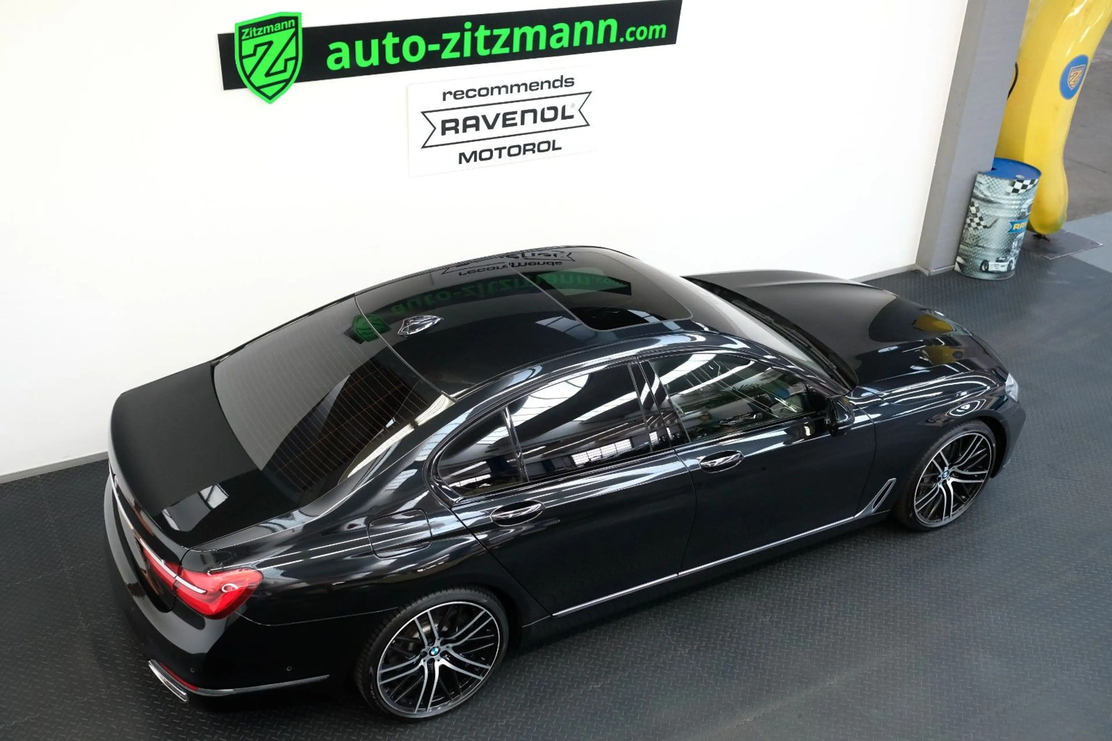 BMW 750 i xDrive/STANDH/H&K/LASER/HEAD/SOFT/MASSAGE — photo 5