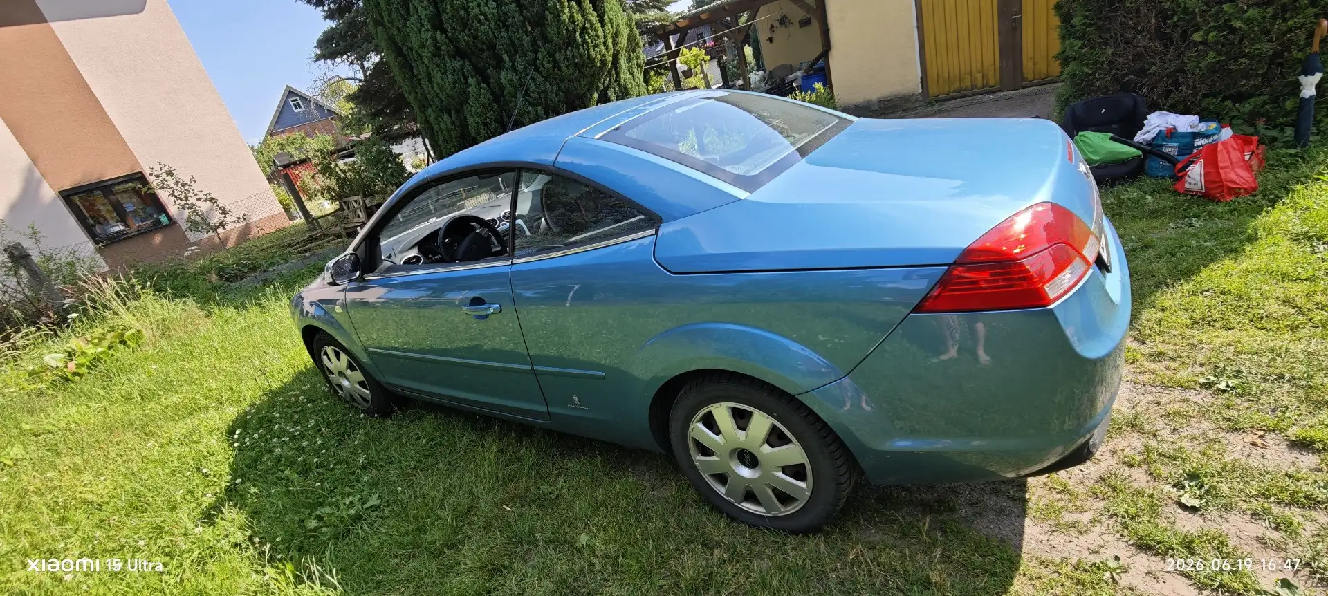 Ford Focus CC Coupe-Cabriolet 2.0 16V Trend Blau - 1