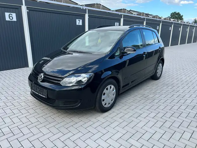 Volkswagen Golf Plus view 2