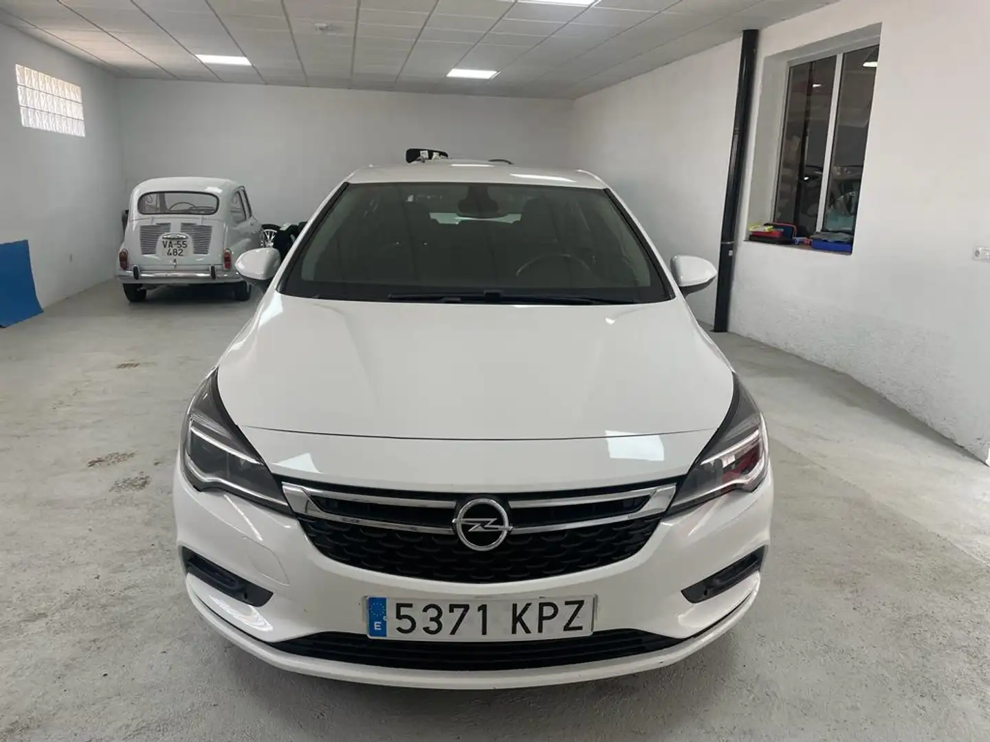 Opel Astra 1.6CDTi S/S Selective Pro 110 Bianco - 2