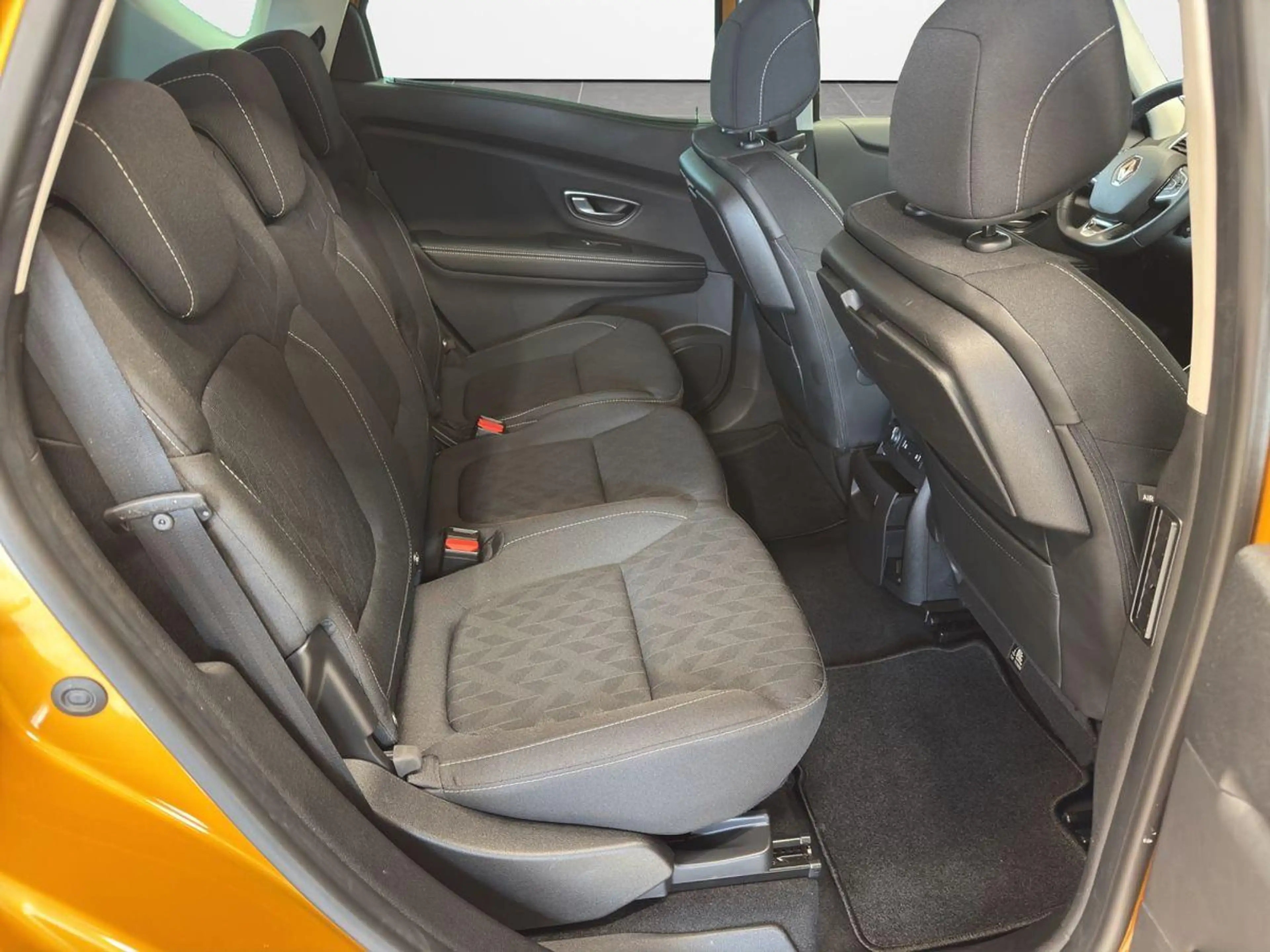 Renault Scenic IV Limited 1.3 TCe 140 Energy/Kamera/SHZ — photo 8