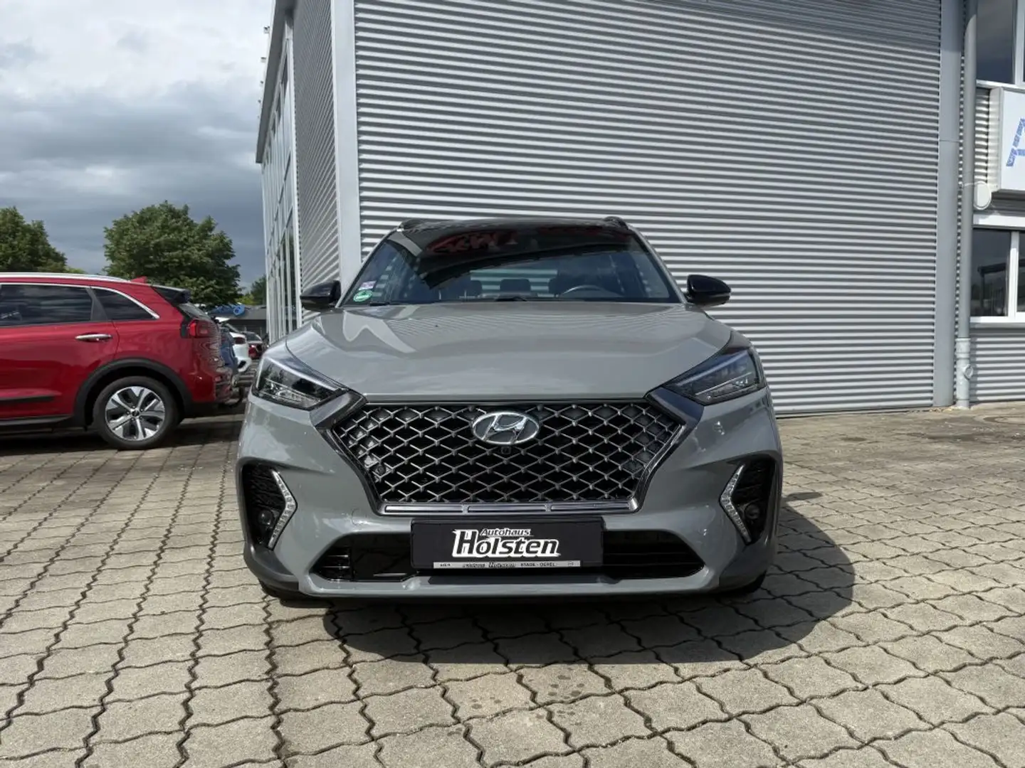 Hyundai TUCSON 1.6 GDi 4WD N Line Grijs - 2