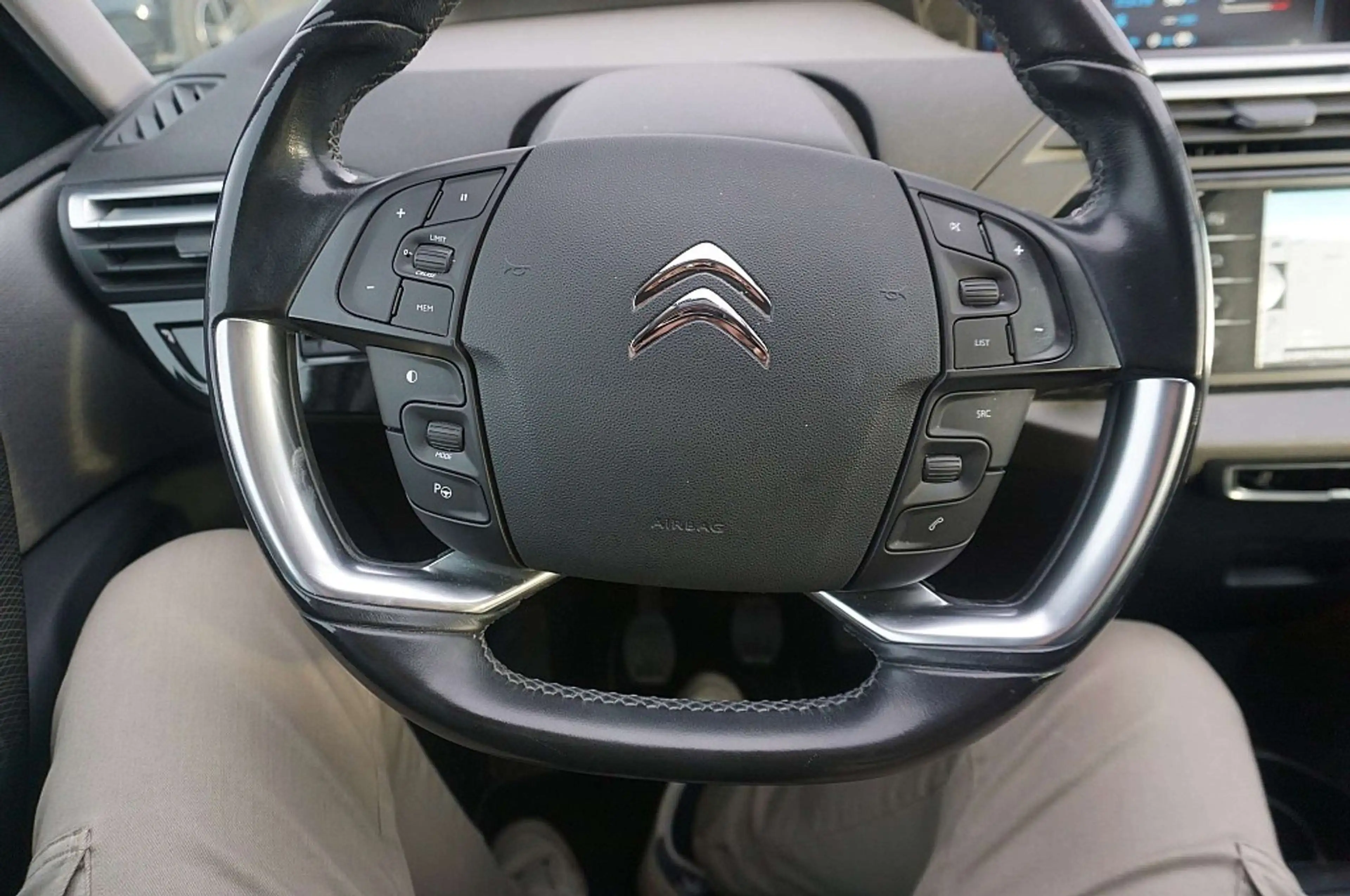 Citroen C4 Picasso BlueHDi 120 6-Gang Intensive — photo 7