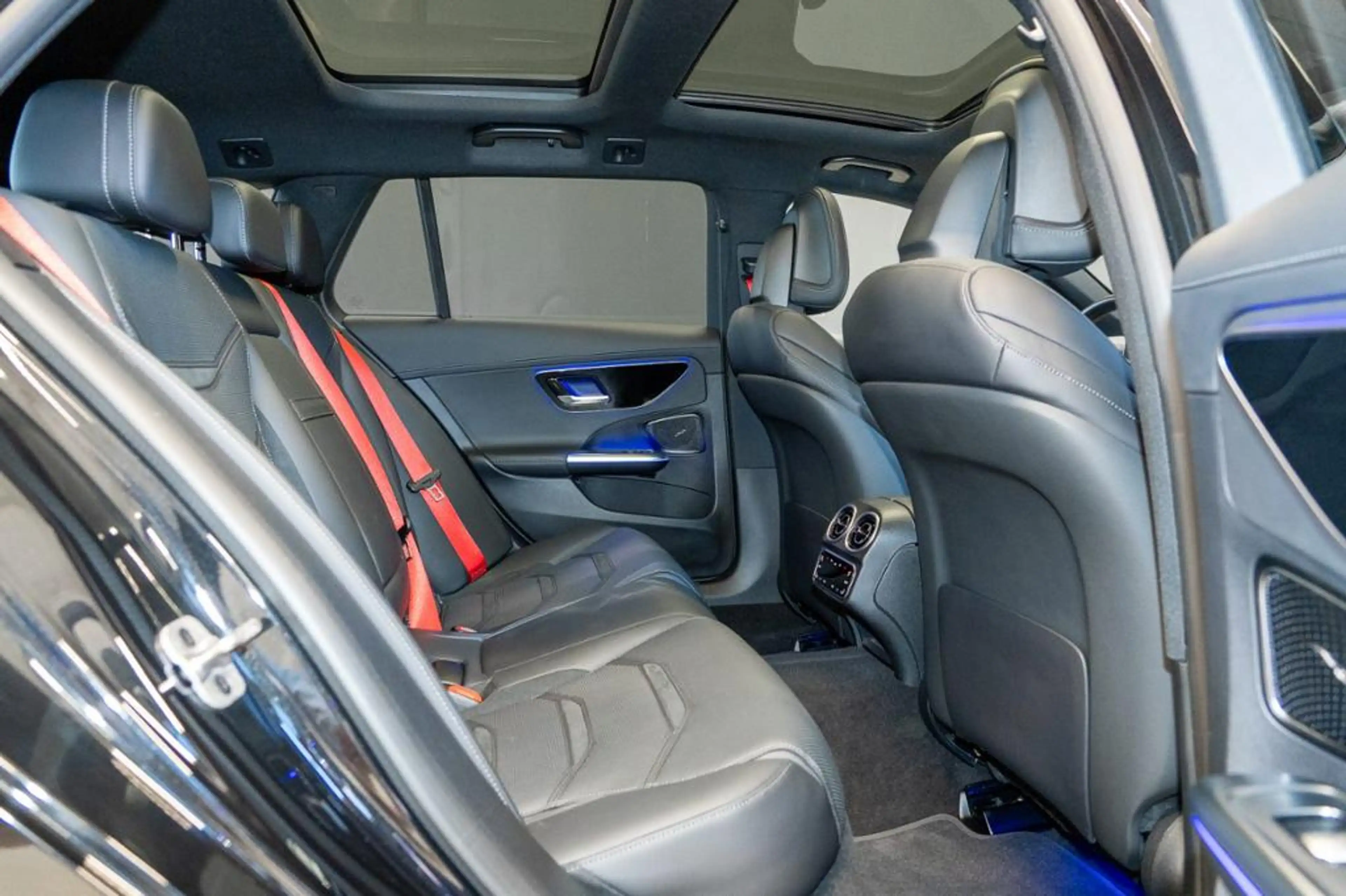 Mercedes-Benz C 43 AMG AMG C 43 T 4M *AERO DRIVERS PANO DIGITAL — photo 10