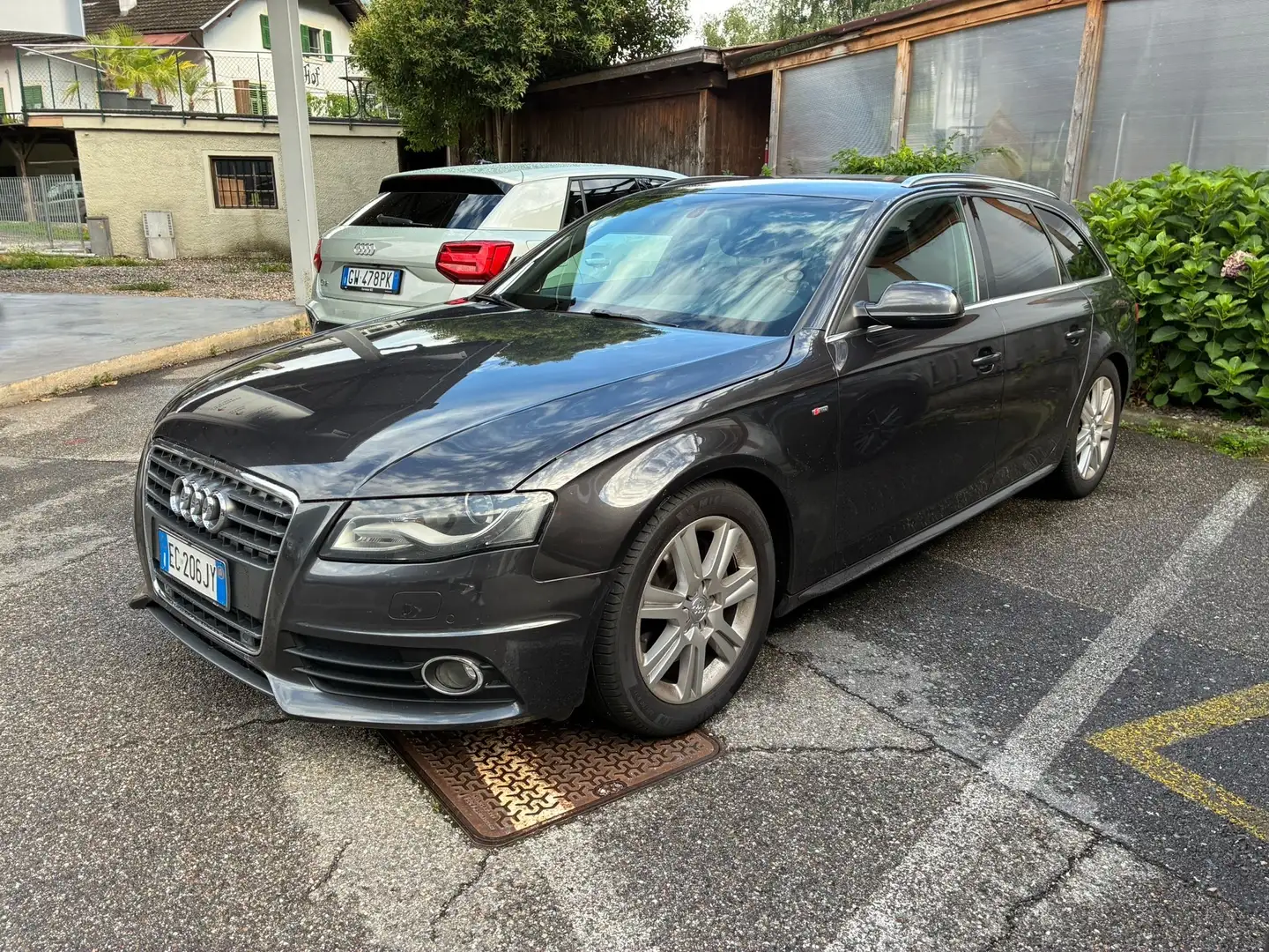 Audi A4 A4 Avant 2.7 TDI DPFS line Sportpaket (plus) crna - 1