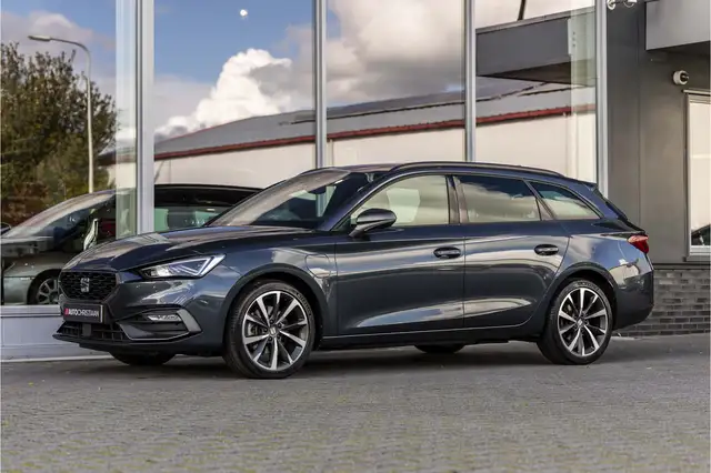 Seat Leon view 13