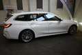 BMW 320 e PHEV xDrive Touring Aut. ACC,Head Up,Sportsit... Weiß - thumbnail 4