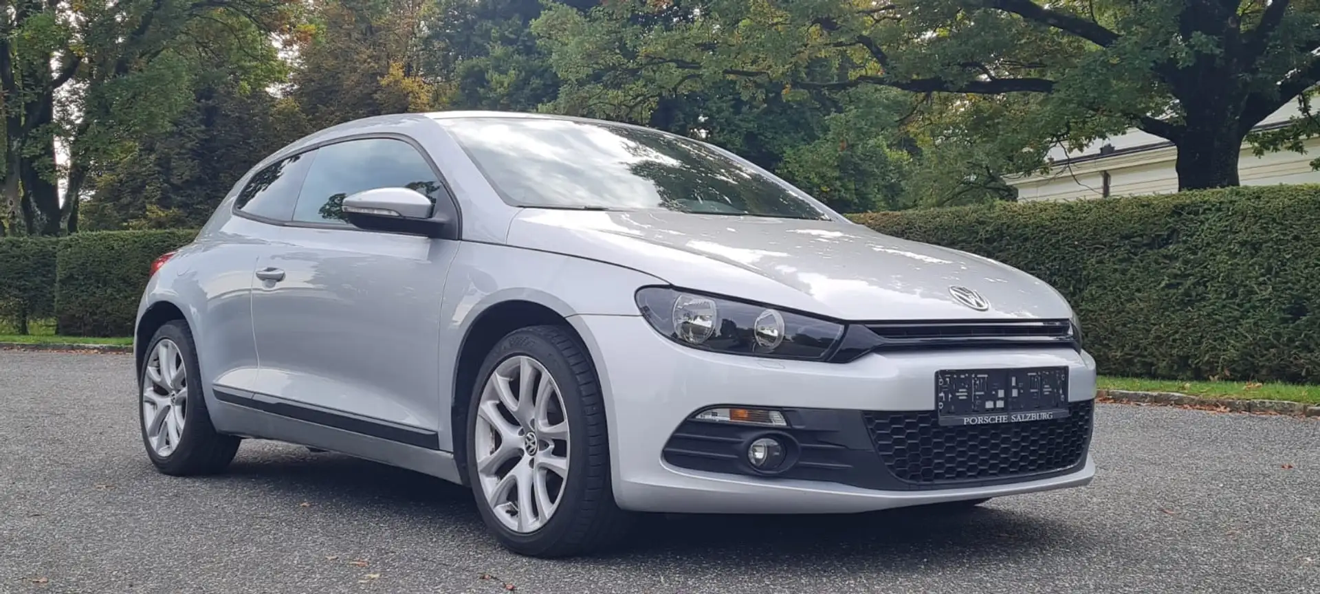Volkswagen Scirocco 2.0 TDI 103 kW *PIKCERL*PDC*FREISPRECH* Grau - 2