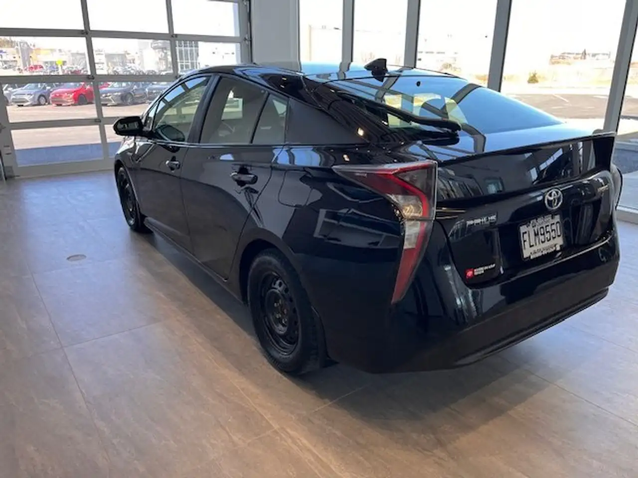 Toyota Prius снимка Toyota Prius